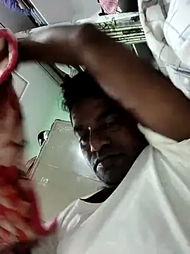 Snapshot of PVNRAO0831 chatting on October 24, 3:52 pm PVNRAO0831 online show from October 24, 3:52 pm