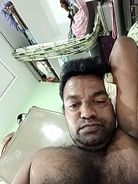 Snapshot of PVNRAO0831 chatting on October 28, 10:52 am PVNRAO0831 online show from October 28, 10:52 am