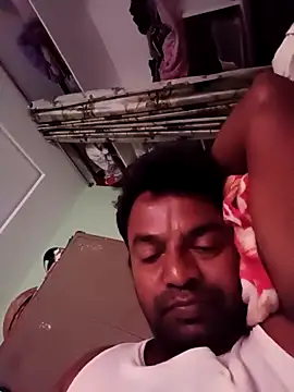 Snapshot of PVNRAO0831 chatting on October 31, 7:53 am PVNRAO0831 online show from October 31, 7:53 am