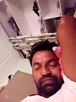 Snapshot of PVNRAO0831 chatting on November 7, 10:26 am PVNRAO0831 online show from November 7, 10:26 am