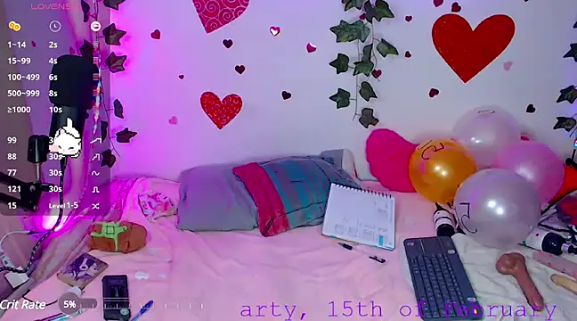 Snapshot of sophie_north chatting on February 14, 7:12 pm sophie north online show from February 14, 7:12 pm
