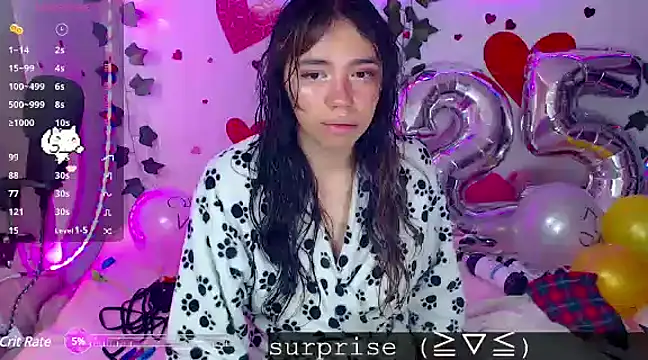 Snapshot of sophie_north chatting on February 17, 4:59 pm sophie north online show from February 17, 4:59 pm