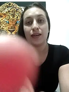 dulccemaria24 online show from April 27, 11:36 pm