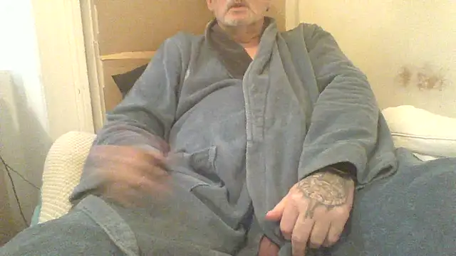 oldenglishguy online show from October 26, 3:07 pm