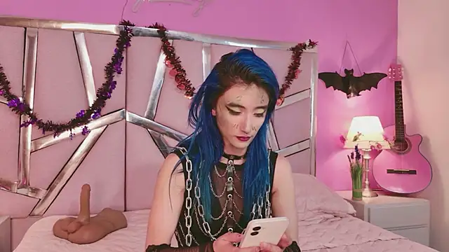 Snapshot of Lunapage chatting on October 15, 8:31 pm Lunapage online show from October 15, 8:31 pm