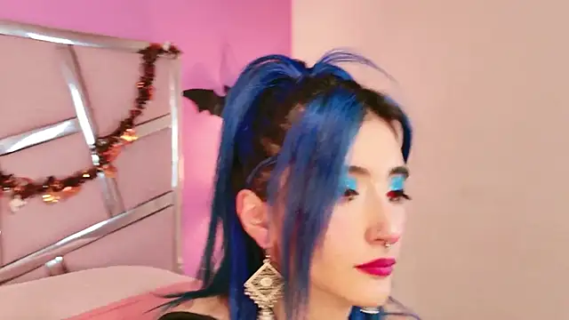 Snapshot of Lunapage chatting on October 17, 8:44 pm Lunapage online show from October 17, 8:44 pm