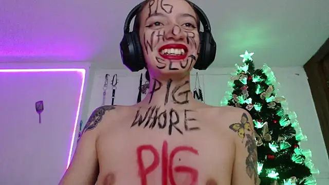 Eloise-brown online show from December 9, 11:56 pm