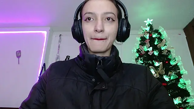 Eloise-brown online show from December 18, 12:54 am