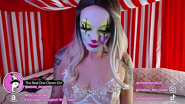 Snapshot of Eloise-brown chatting on June 4, 6:47 pm Eloise-brown online show from June 4, 6:47 pm
