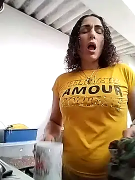 Corina hot online show from December 4, 6:50 pm