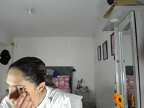 Corina hot online show from September 22, 7:16 pm