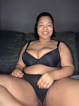 MissAriisback online show from November 21, 12:37 pm