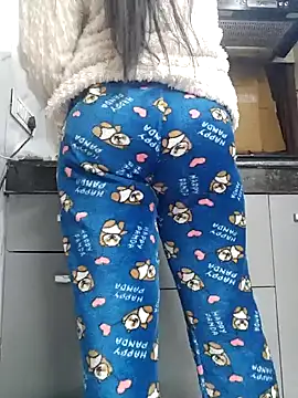 Manpreet kaur21 online show from January 8, 2:56 pm