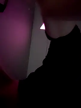 Snapshot of gabelove369 chatting on December 29, 7:39 am gabelove369 online show from December 29, 7:39 am