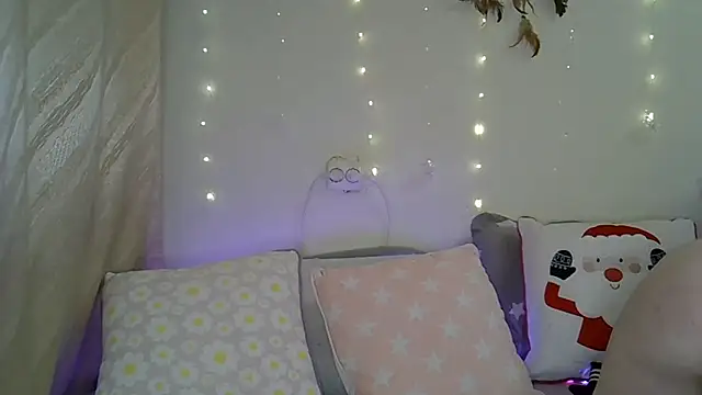 Sellya Houston online show from December 10, 1:44 pm