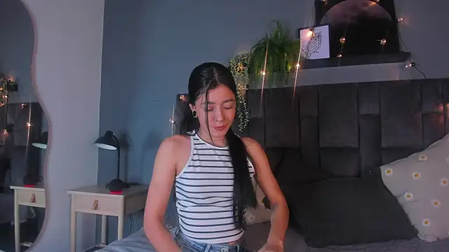 AmyPalmmer online show from October 15, 11:43 am