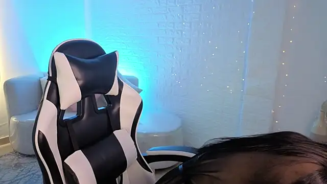 marilin a online show from April 24, 11:18 pm