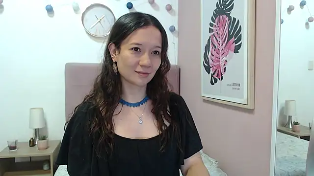 lanna 1878 online show from July 24, 1:31 pm