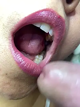 mayemarc online show from March 20, 8:14 pm