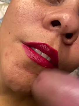 mayemarc online show from April 21, 2:23 pm