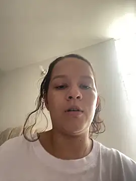 Sophie milk online show from November 9, 8:18 pm