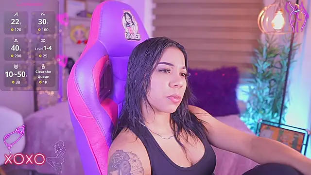 madelyn rose  online show from October 3, 5:04 am