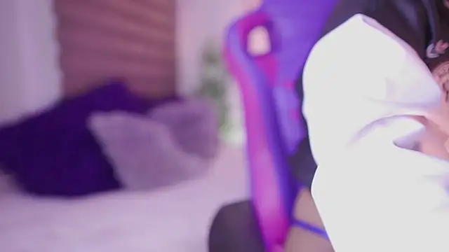 madelyn rose  online show from January 7, 2:03 am