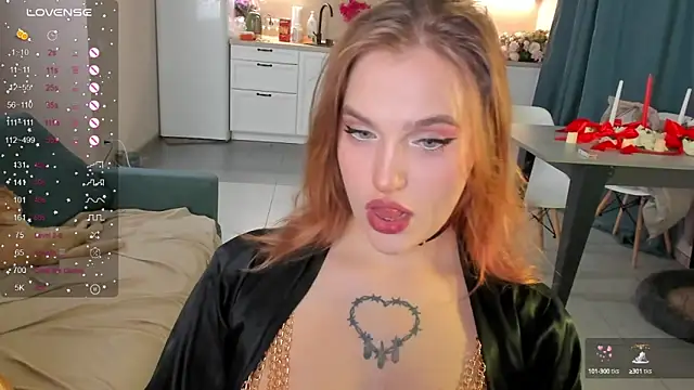 CarolineLovers online show from December 25, 11:53 pm