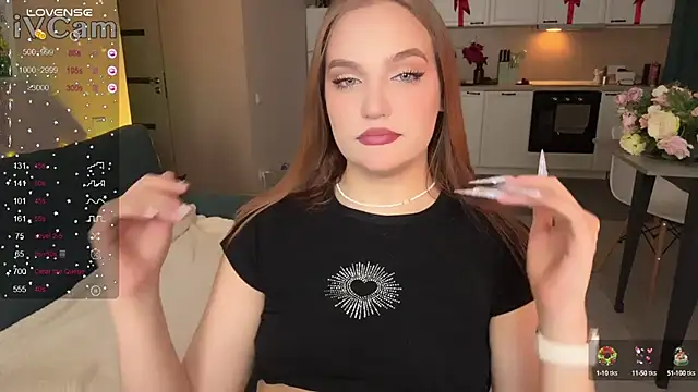 CarolineLovers online show from February 2, 9:02 pm