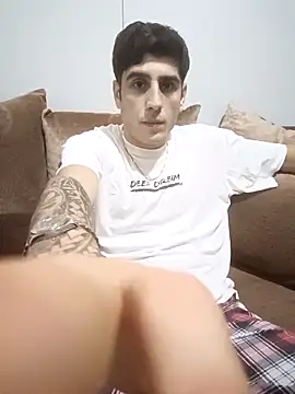 arenn1997 online show from January 18, 12:47 am