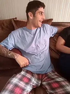 arenn1997 online show from April 6, 1:45 pm