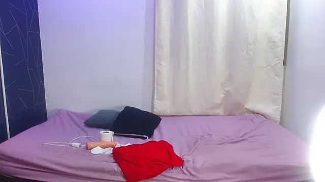 Snapshot of Cataleyalove_ADY chatting on February 8, 7:15 am Cataleyalove ADY online show from February 8, 7:15 am