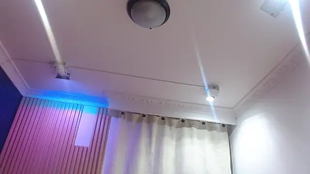 Snapshot of Cataleyalove_ADY chatting on February 27, 3:36 am Cataleyalove ADY online show from February 27, 3:36 am