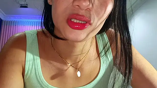 Snapshot of Cataleyalove_ADY chatting on October 15, 7:30 am Cataleyalove ADY online show from October 15, 7:30 am