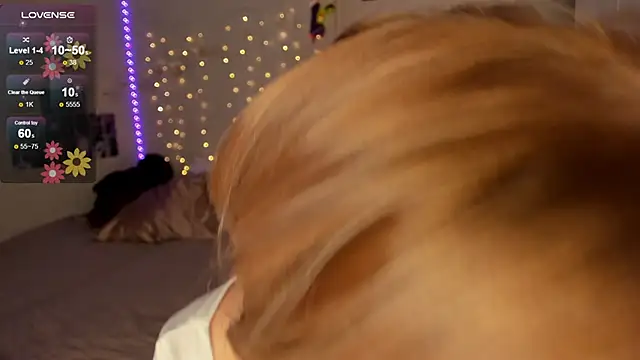 Snapshot of Hannah_Carr chatting on February 19, 1:29 am Hannah Carr online show from February 19, 1:29 am