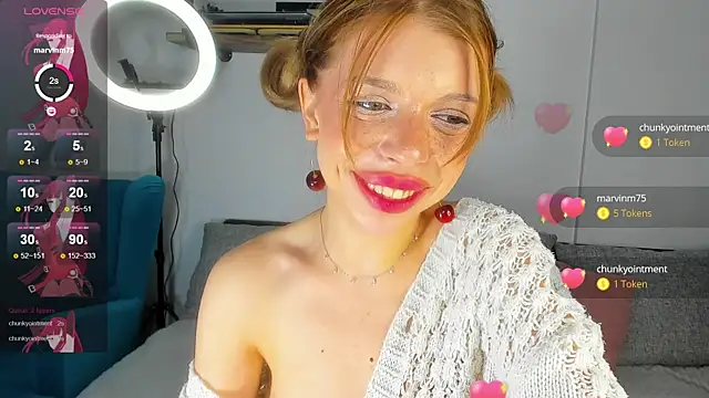 Snapshot of Hannah_Carr chatting on October 2, 8:49 pm Hannah Carr online show from October 2, 8:49 pm