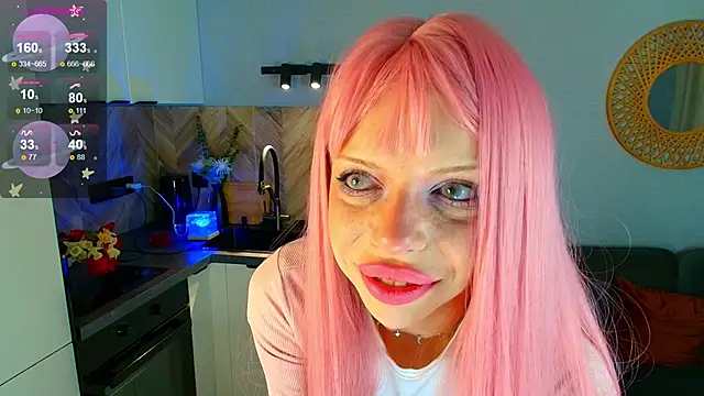 Hannah Carr online show from April 18, 11:05 pm