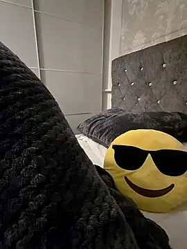 Snapshot of Hardmard chatting on December 9, 5:19 pm Hardmard online show from December 9, 5:19 pm