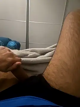 Snapshot of Hardmard chatting on January 13, 1:39 pm Hardmard online show from January 13, 1:39 pm