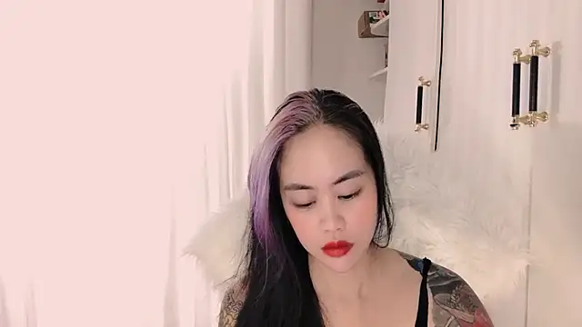 Snapshot of witch-39 chatting on May 11, 5:46 am witch-39 online show from May 11, 5:46 am