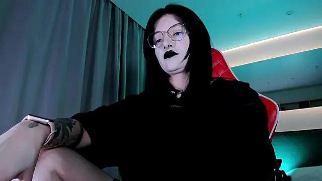Snapshot of _Goddess_Misha_ chatting on February 26, 1:32 am Goddess Misha online show from February 26, 1:32 am