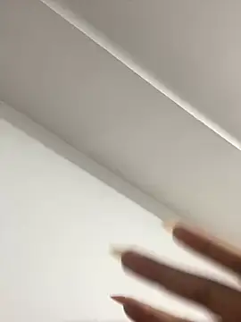 Snapshot of Pinkhotbaby chatting on January 8, 8:39 pm Pinkhotbaby online show from January 8, 8:39 pm