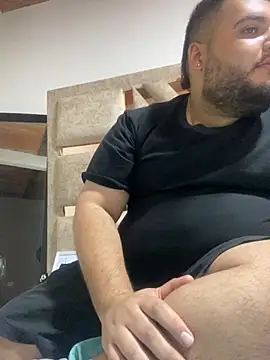 Snapshot of damian_chubby chatting on September 11, 5:07 am damian chubby online show from September 11, 5:07 am