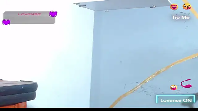 Snapshot of damian_chubby chatting on September 20, 12:22 am damian chubby online show from September 20, 12:22 am