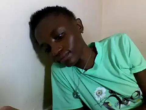 Snapshot of SexyNeedle22 chatting on March 2, 6:48 am SexyNeedle22 online show from March 2, 6:48 am