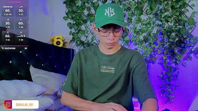 Daviid laidd online show from November 10, 7:46 pm