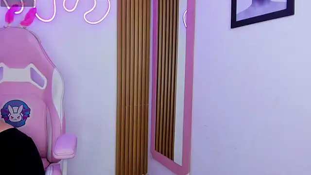 emilymiller tcw online show from March 14, 11:34 am