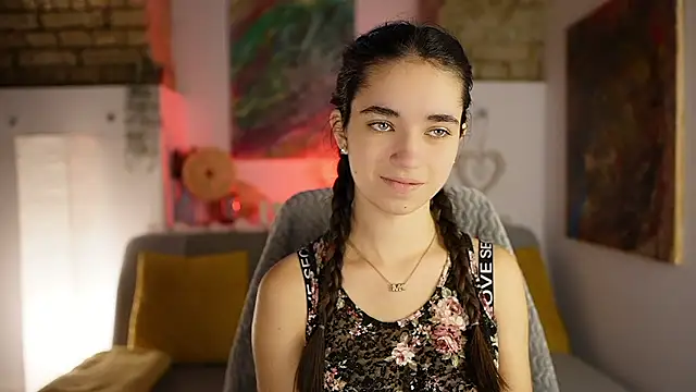 Gia Paige18 online show from December 6, 8:59 am