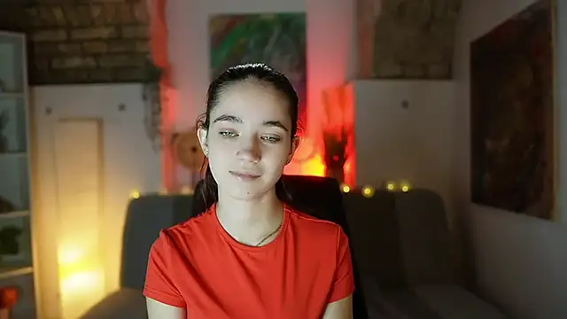 Gia Paige18 online show from February 25, 9:09 am