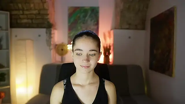 Gia Paige18 online show from March 13, 12:13 pm